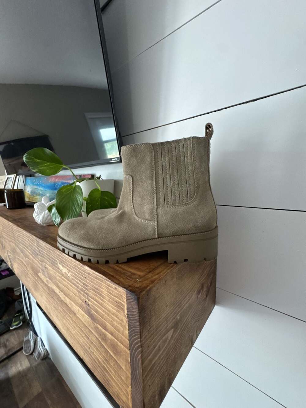 Lucky Brand Hazyl Suede Lug Sole Ankle Booties